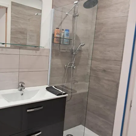 1 Au Calme Pujols (Gironde)